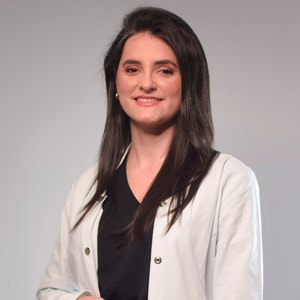 Dr. Stefany Rosa